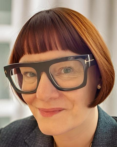 Renee DeBlois headshot