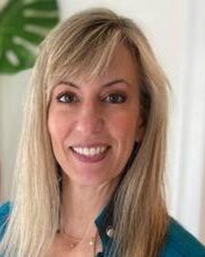 Pam Cozza